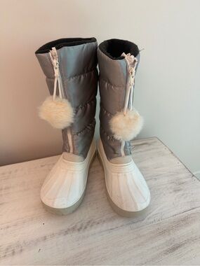 Pajar Kids Silver and White Pom-Pom Winter Boots